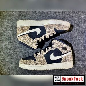 Air Jordan 1 Mid SE Leopard GS 7Y Black Pale Ivory
